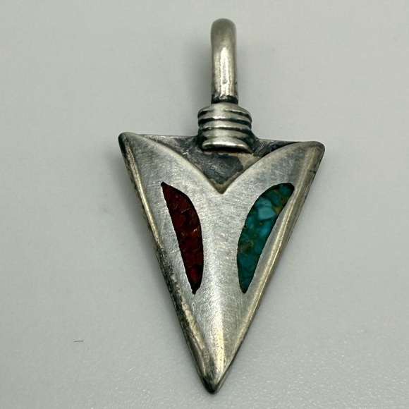 Vintage Sterling Silver Arrowhead Pendant with Turquoise & Red Inlay - Picture 2 of 3